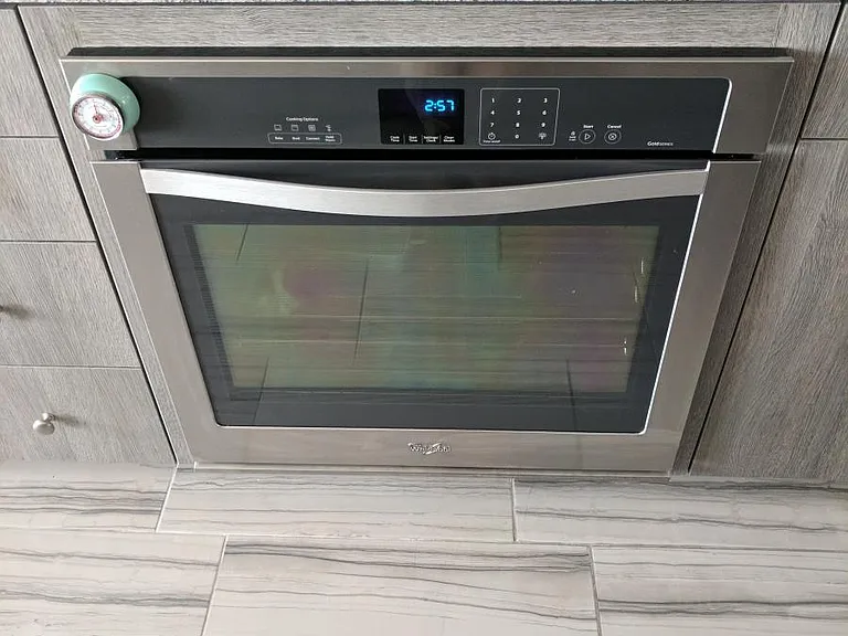 Stainless steel whirlpool cooktop, oven, microwave and dishw