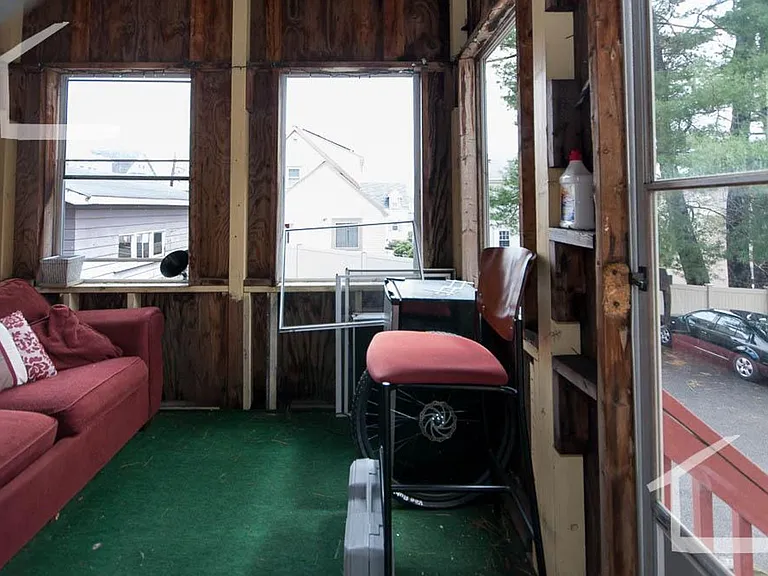 56 Falkland St #1 — Photo 9