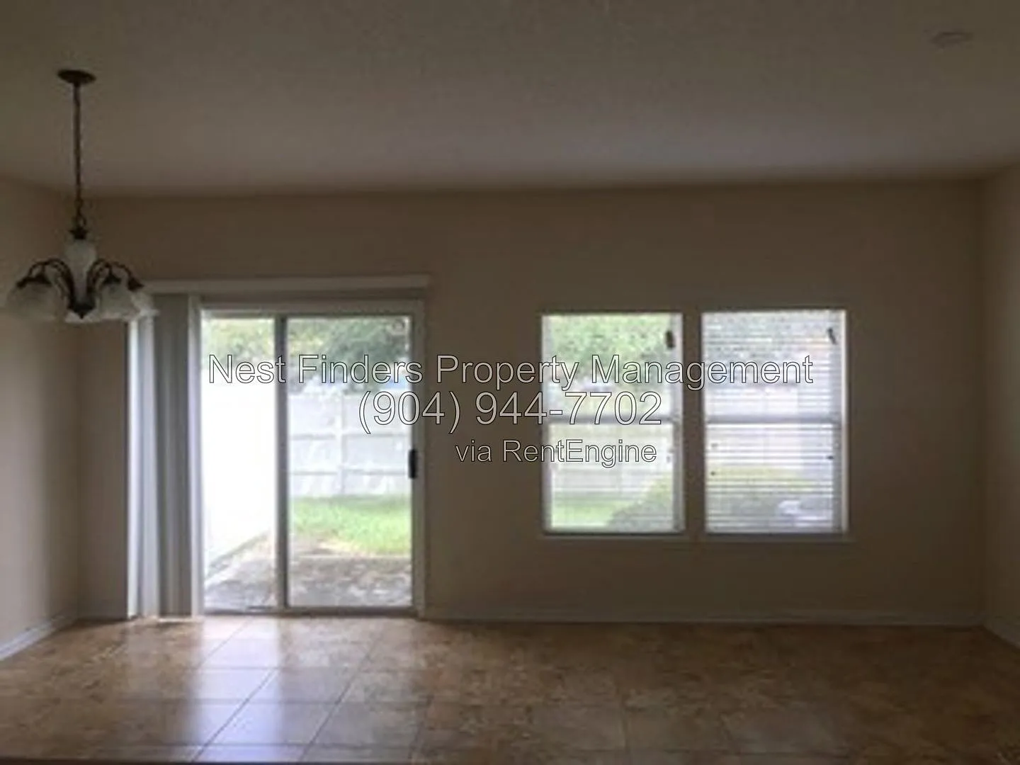 2 bed, 2.5 bath, 1424 sqft, $1,530 — Photo 2