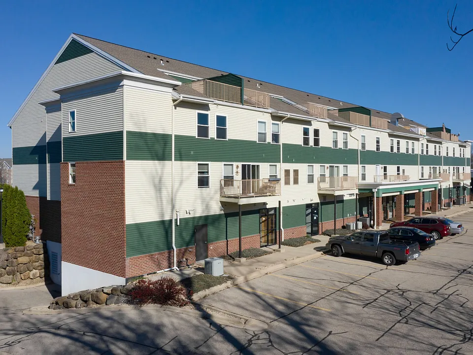 McComb Place Apartments
