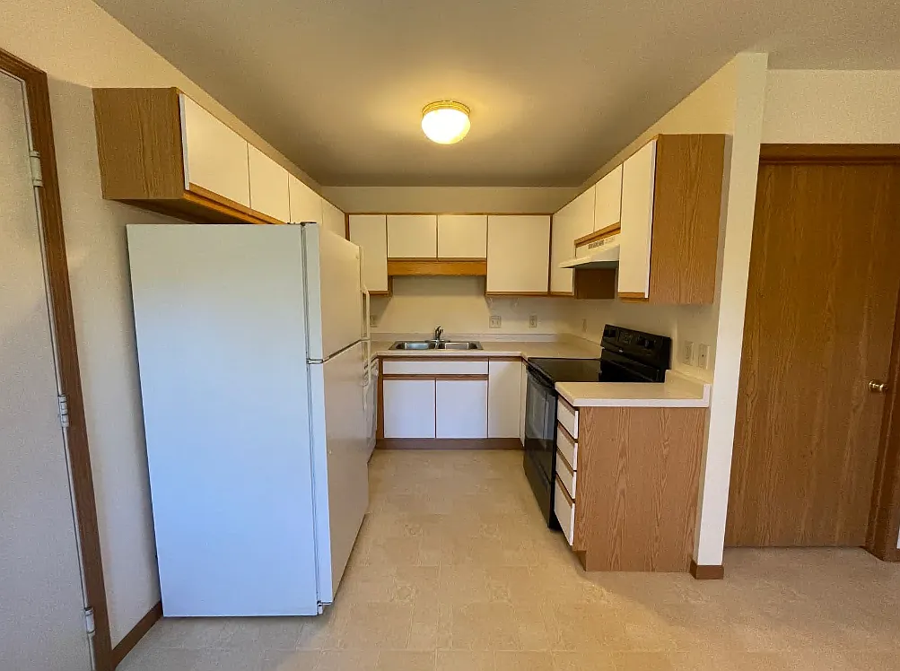 2 bed, 1.5 bath, 940 sqft, $1,250 — Photo 3