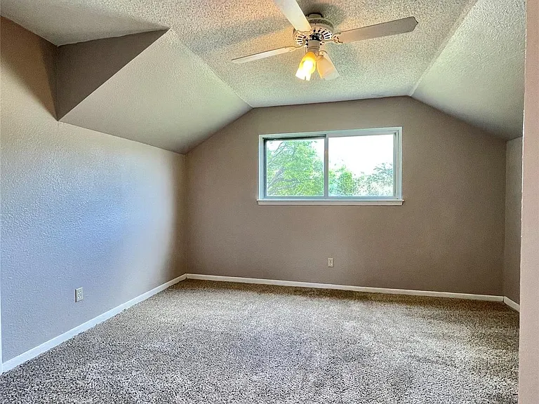 509 Dwyer St — Photo 18