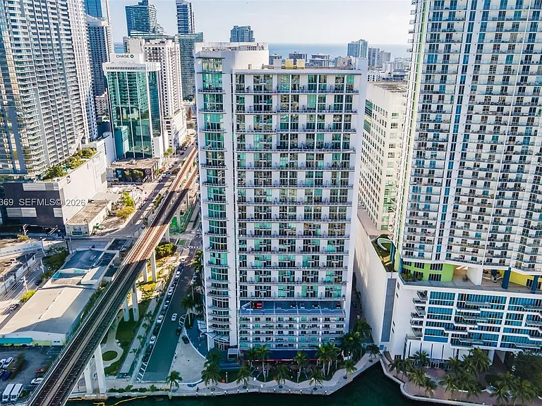 690 SW 1st Ct #Penthouse II16 — Photo 29