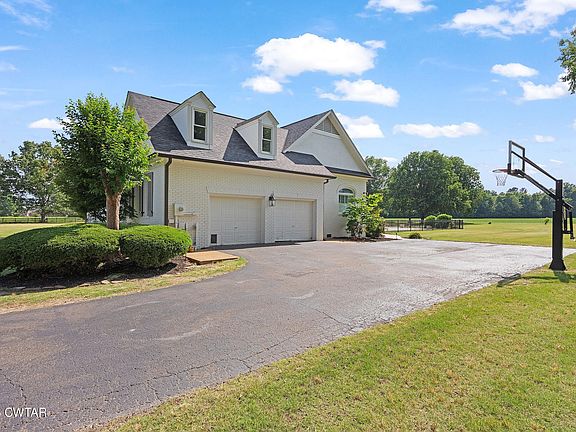 3rd image of 58 Huntington Pl