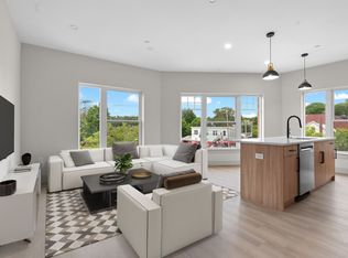 463 Franklin St #202, Melrose, MA 02176