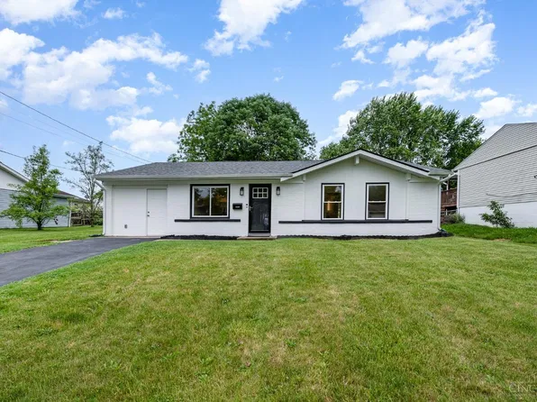 10049 Menominee Dr, Cincinnati, OH 45251