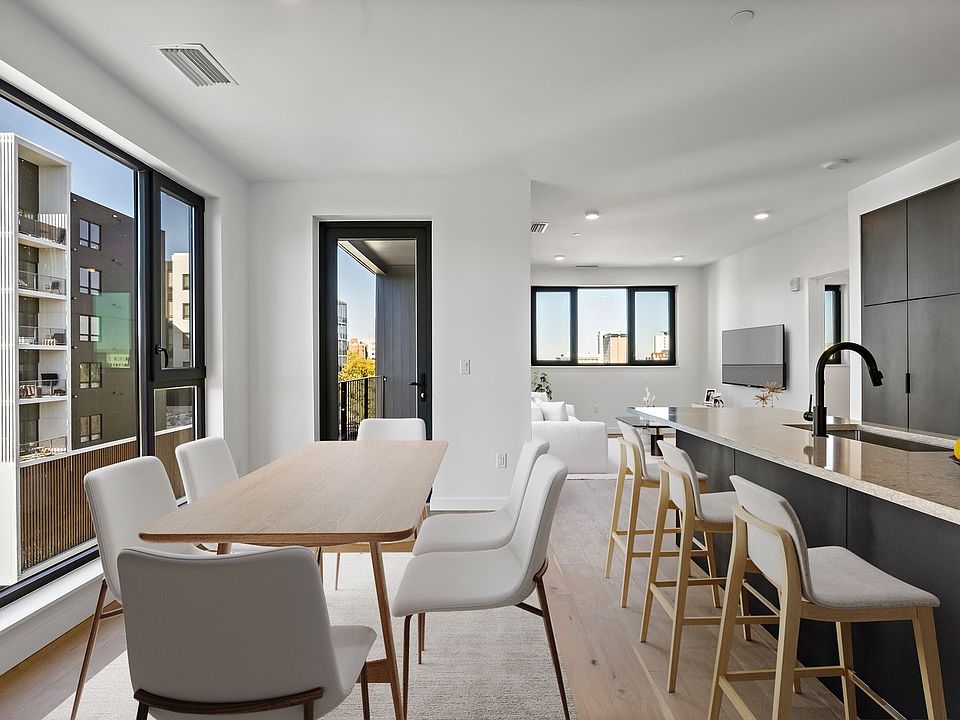 1st image of 1601 Park Ave #506
