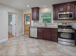 414 Villanova Rd, Glassboro, NJ 08028