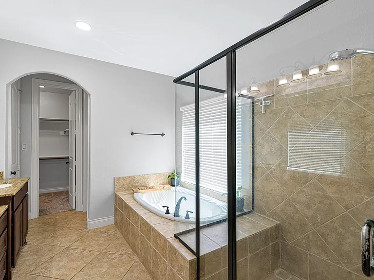 27703 Lodgemist Ct — Photo 21