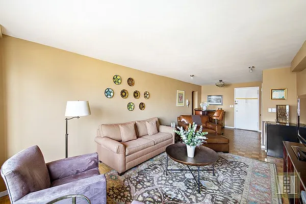 Sold by Halstead Real Estate | media 2