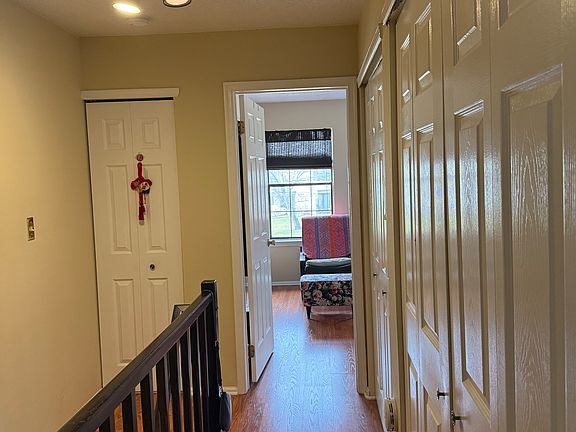 3rd image of 463 Penns Way