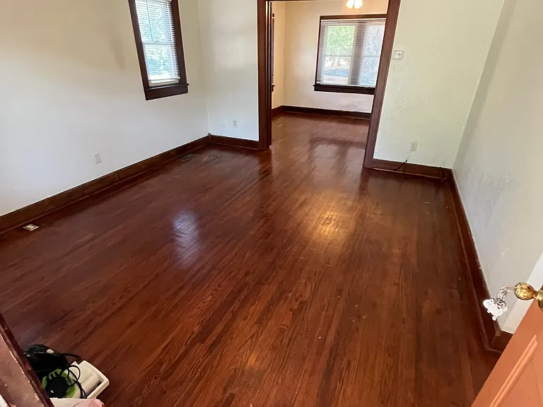 3915 Longview Ln #3921 — Photo 3
