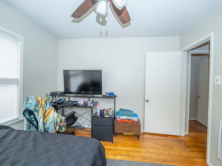 311 Blakeley Dr — Photo 9