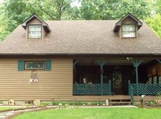 1219 Union Ridge Rd, Glenwood, WV 25520