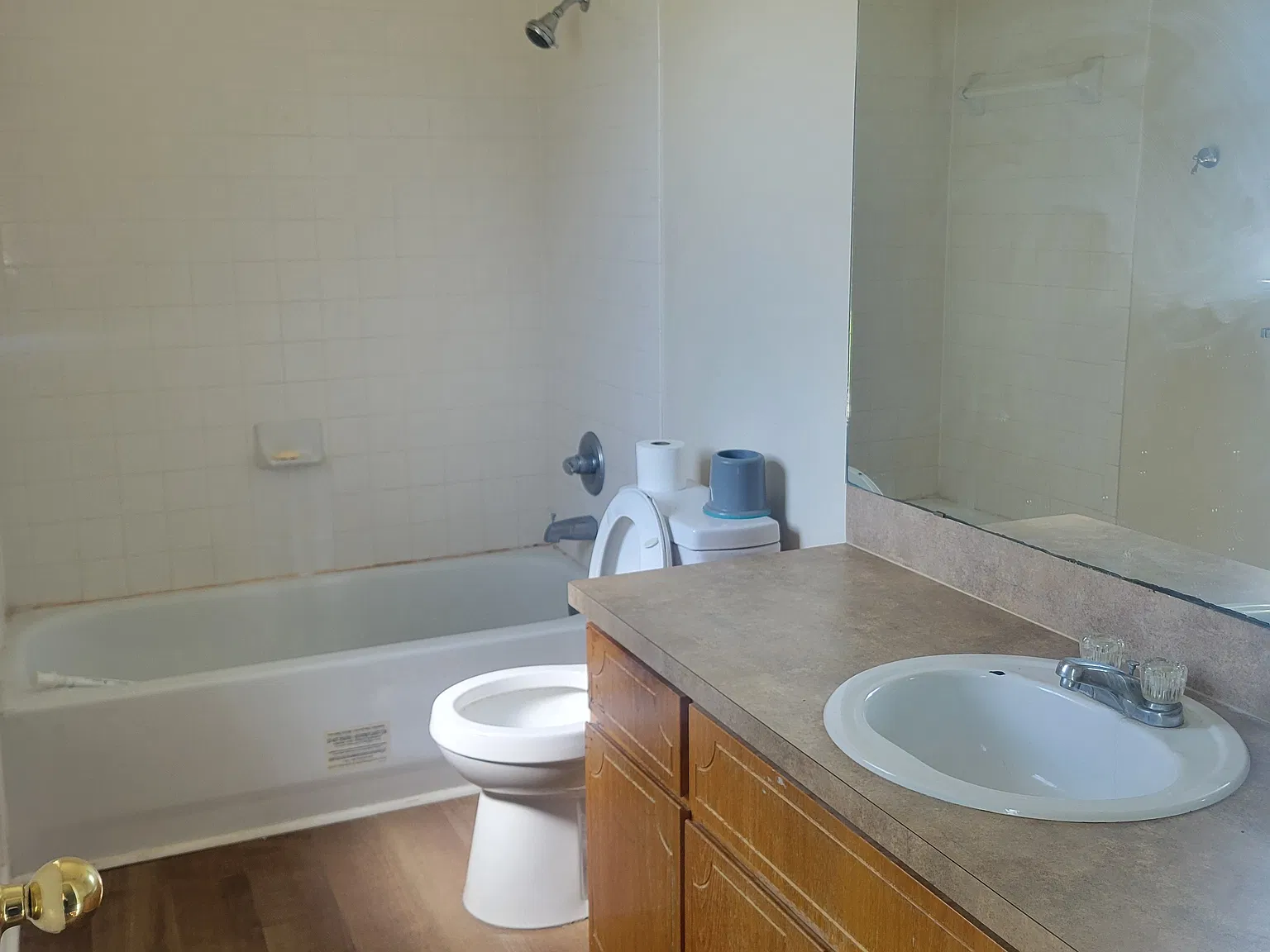 3 bed, 1224 sqft, $1,300 — Photo 4