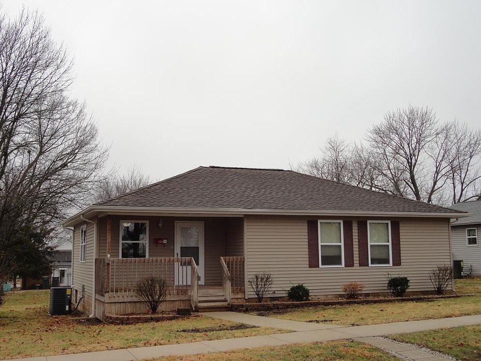 1st image of 1214 SW 3rd St