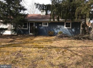 837 Fairfield Rd, Fairless Hills, PA 19030