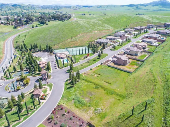 15 Via Mira Bella, Friant, CA 93626