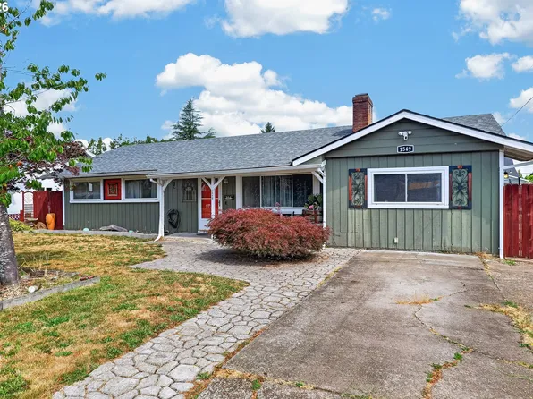 1549 NE 9th St, McMinnville, OR 97128