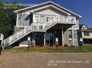1702 Jefferson St APT 2, Duluth, MN 55812