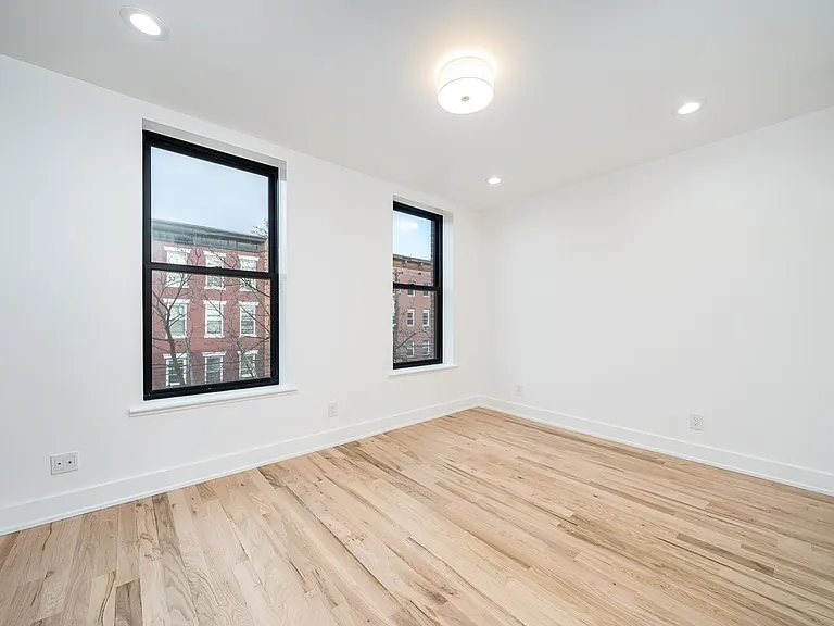 230 Willow Ave #4 — Photo 8