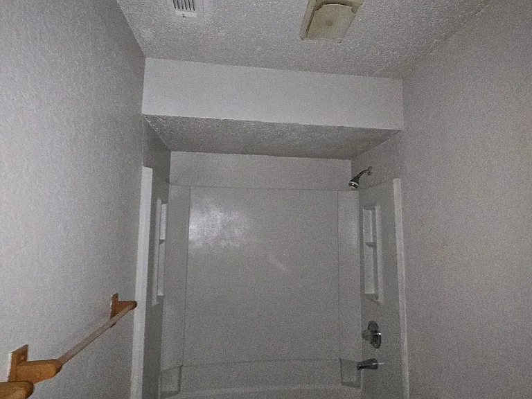 715 Penn Pl — Photo 19