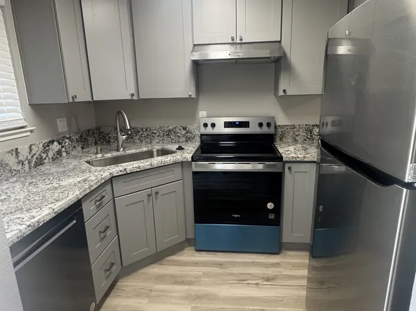 2020 Evans Rd #U2, Ceres, CA 95307