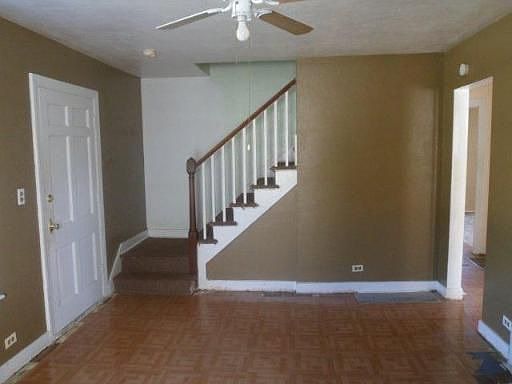 3rd image of 2315 Waverly Pl