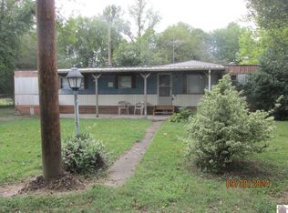 55 E 1st St, Gilbertsville, KY 42044