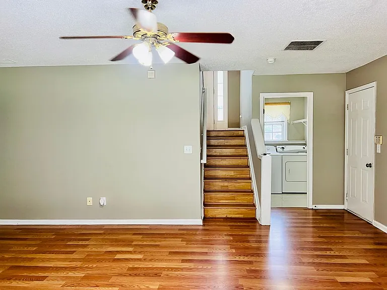 391 Bass Way NW — Photo 5