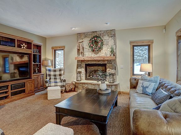 3rd image of 310 Whispering Pines Circle