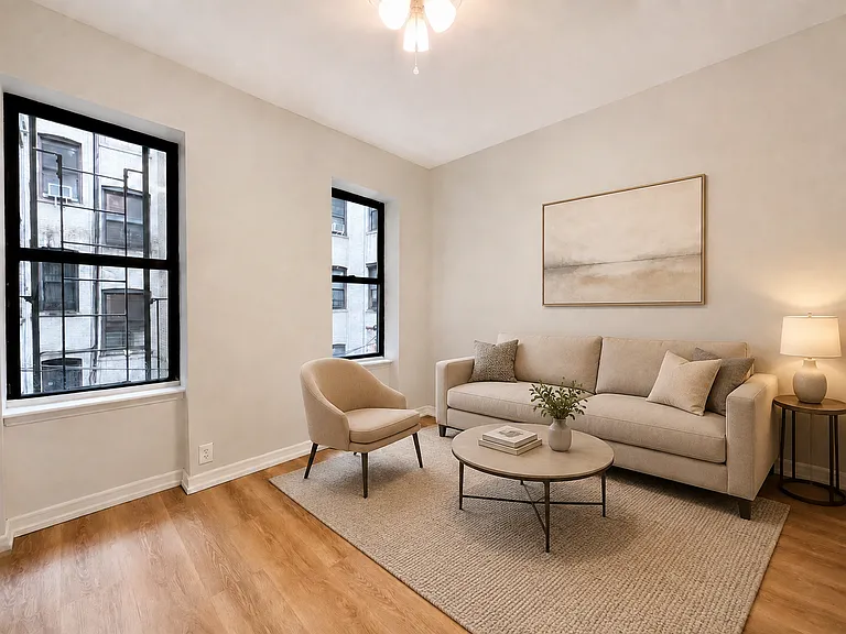 3415 Broadway #W — Photo 1