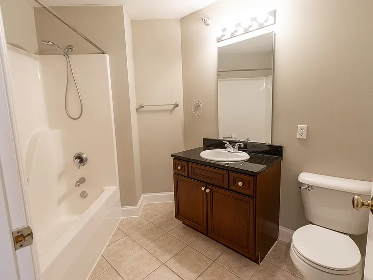 1100 Club Village Dr — Photo 9