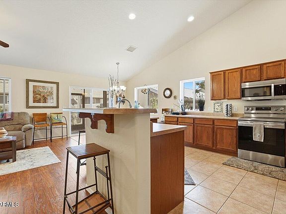3rd image of 1633 ADDINGTON Drive
