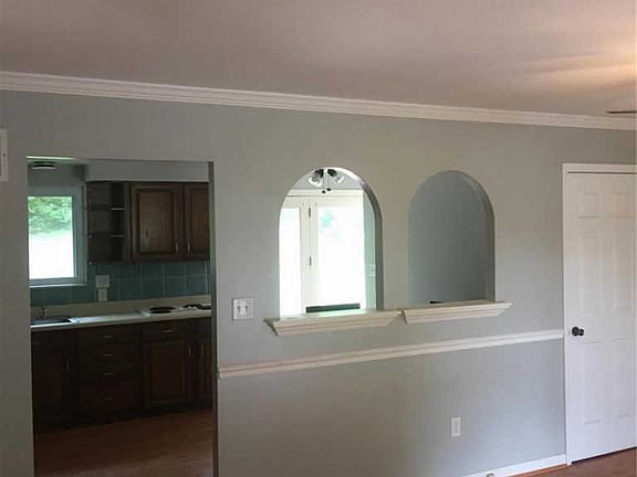 2nd image of 3016 Saint Babette Ln