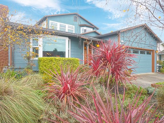 2nd image of 190 Shelter Cove Dr