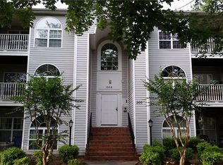 214 Quietwood Dr UNIT 214, Winston Salem, NC 27103
