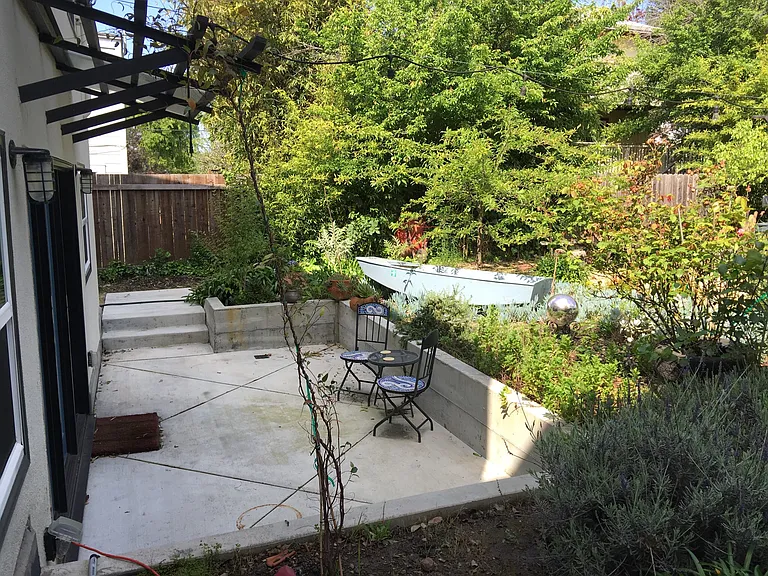 1831 Woolsey St #A — Photo 15