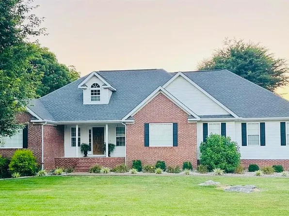 104 Oak Leaf St, Glasgow, KY 42141