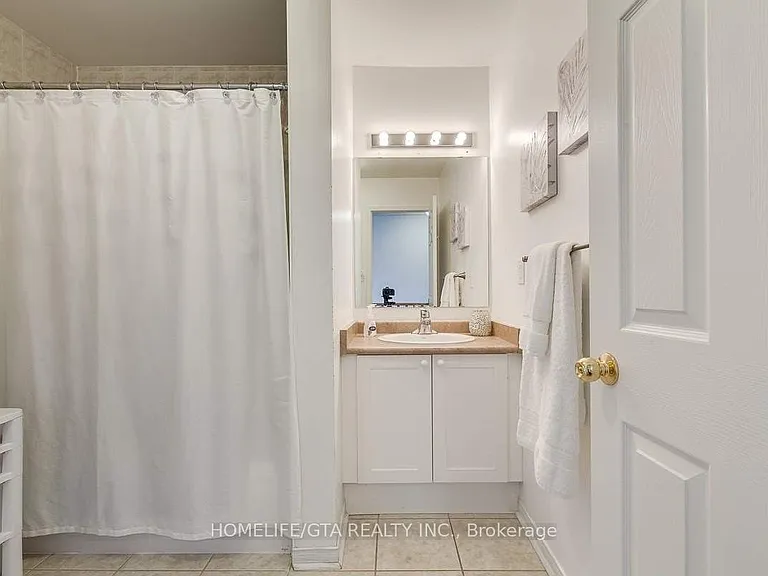 25 Haverhill Cres — Photo 9
