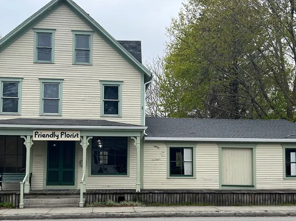 3913 Acushnet Ave, New Bedford, MA 02745