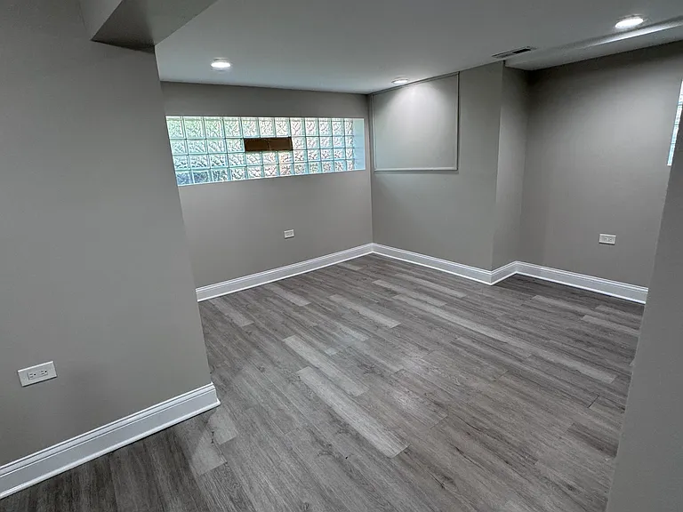 5001 W Altgeld St #BASEMENT — Photo 7
