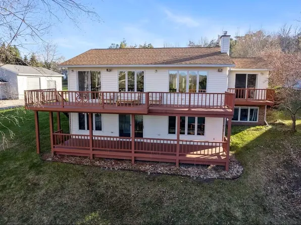 8658 W Black Ln, Cheboygan, MI 49721