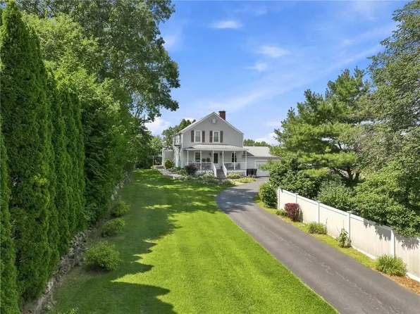 36 Amherst St, Cumberland, RI 02864