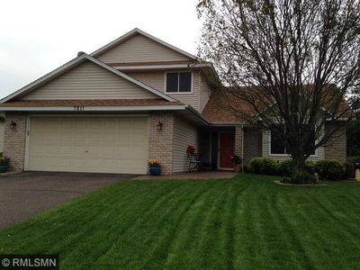 7811 Upper 26th St N, Oakdale, MN, 55128