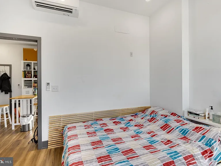 1935 E Hazzard St #302 — Photo 7