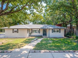 1108 Wade Dr, Bedford, TX 76022