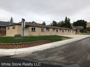 710 9th St APT 4, Rawlins, WY 82301