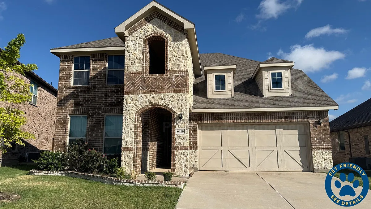4 bed, 3.0 bath, 2827 sqft, $3,300 — Photo 1