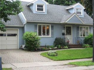 160 Drexmore Rd, Rochester, NY 14610